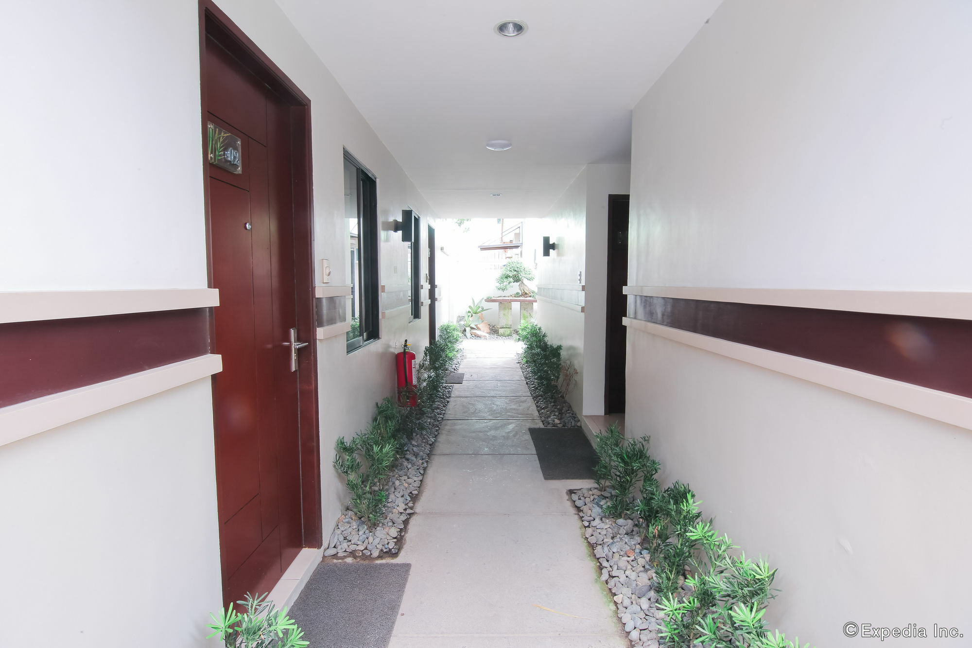 Garden View Hotel Angeles Exterior foto