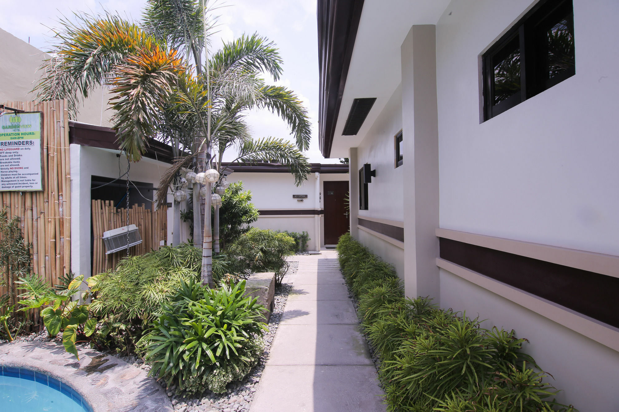 Garden View Hotel Angeles Exterior foto